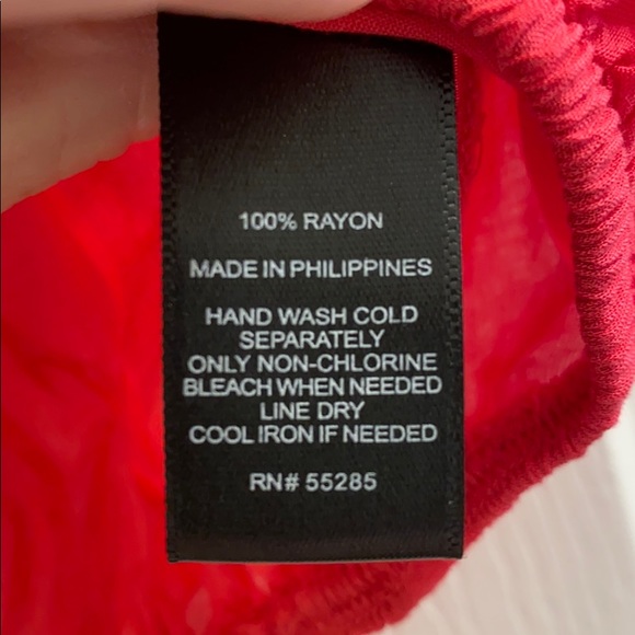 Express Ruffle Crop Top - Picture 4 of 4